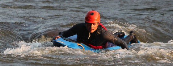 Leaning into an eddy on the bellyak